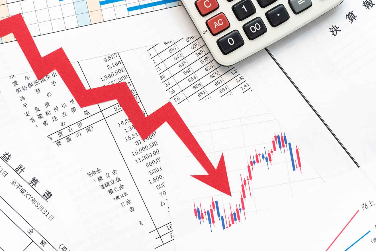 赤字とは？赤字決算で免除される税金や赤字経営の脱却方法を解説 | 経営者から担当者にまで役立つバックオフィス基礎知識 | クラウド会計ソフト freee