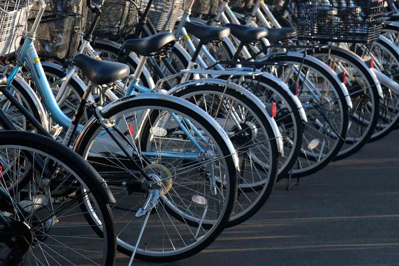 自転車を購入したときの勘定科目は？金額ごとの仕訳や注意点を紹介 | 経営者から担当者にまで役立つバックオフィス基礎知識 | クラウド会計ソフト  freee